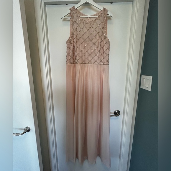 Adrianna Papell soft pink gown - Picture 2 of 4